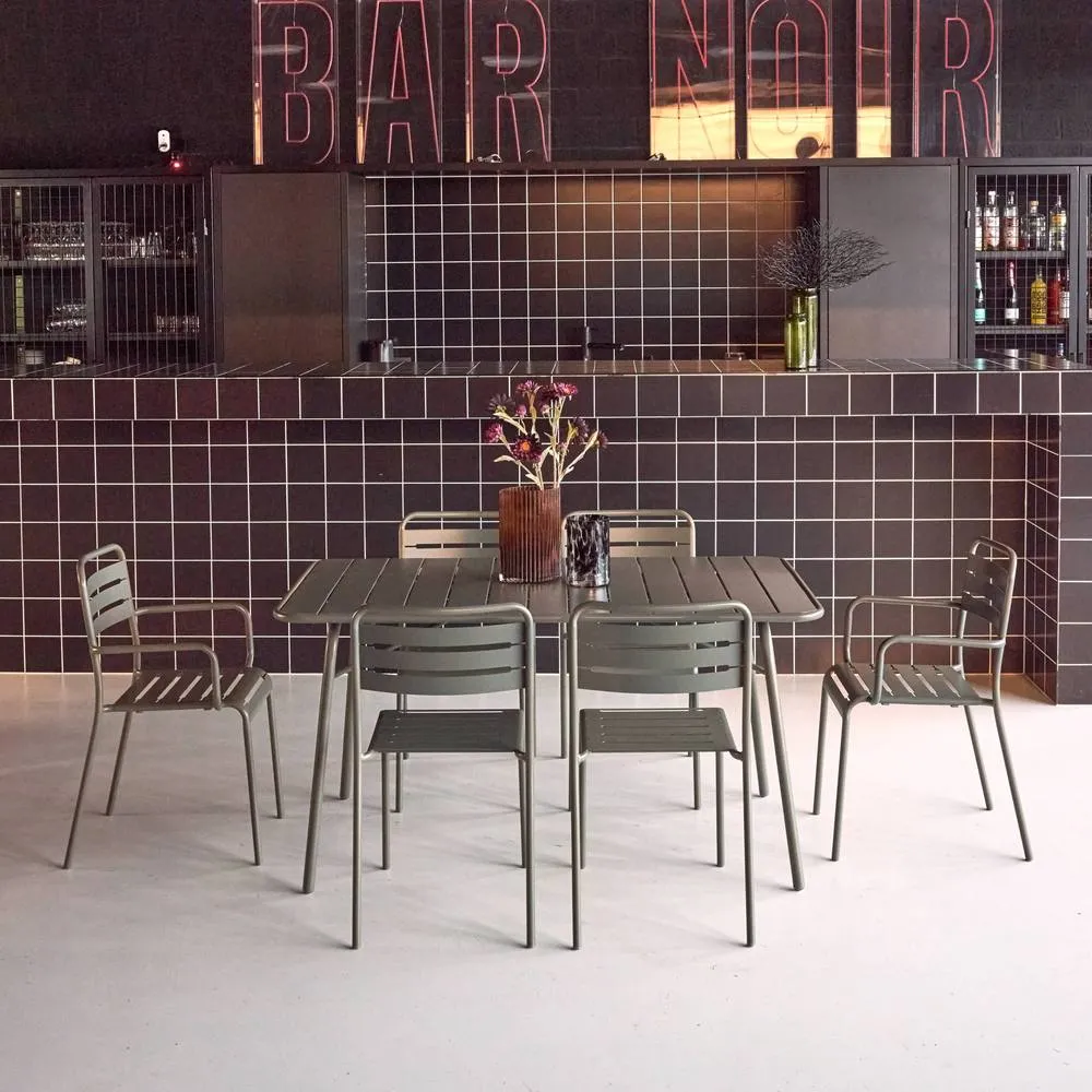 sweeek 6-seater metal garden table set with 6 chairs in Khaki 3