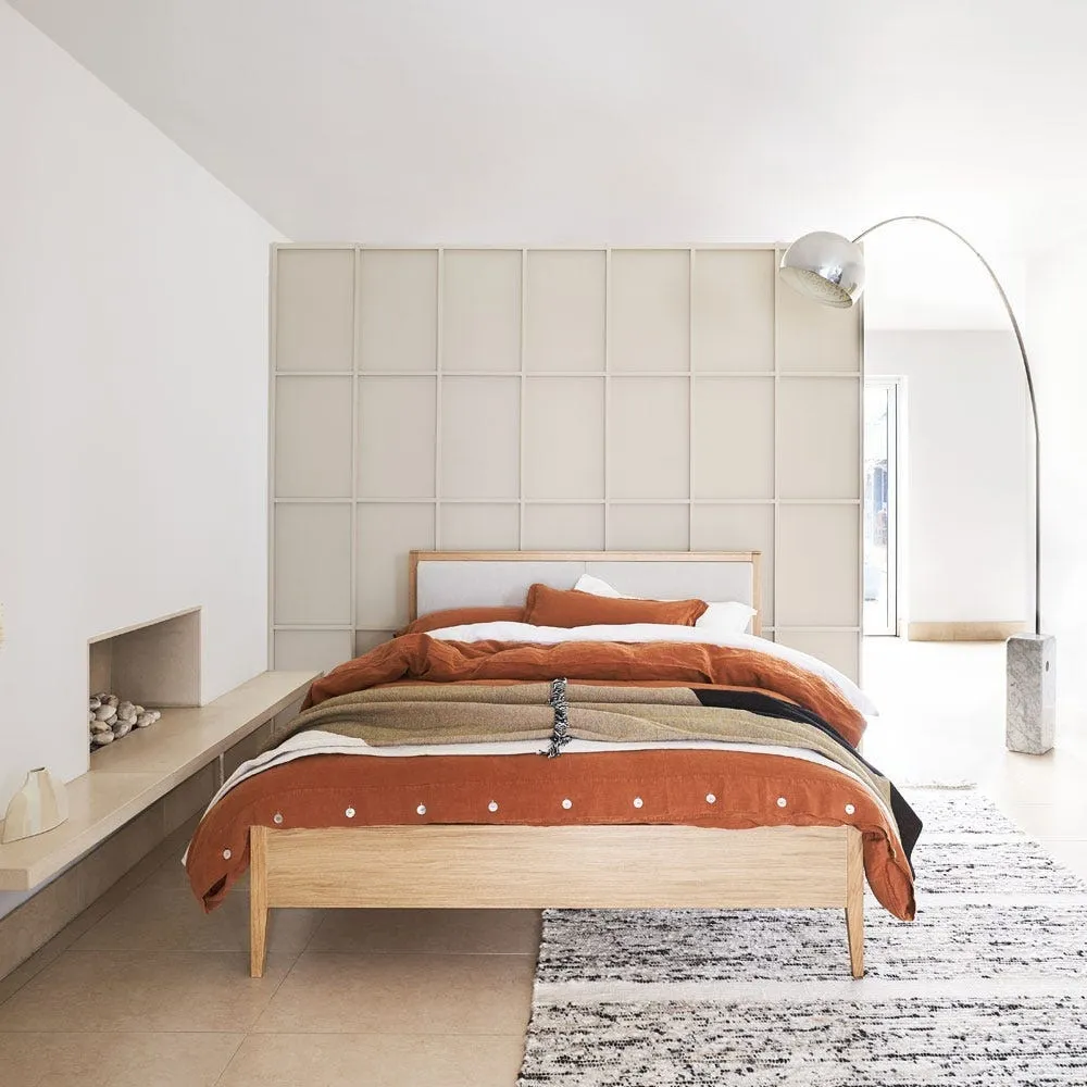 Heal's Lars Bed King Cashmere 4