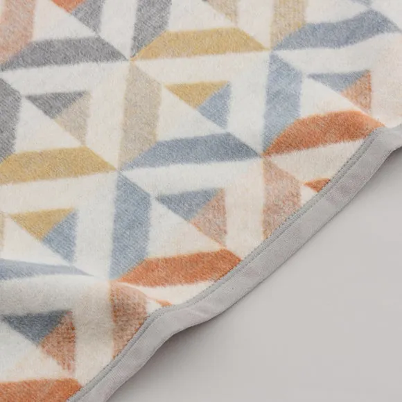 Supersoft Geo Diamonds Throw Blanket 4