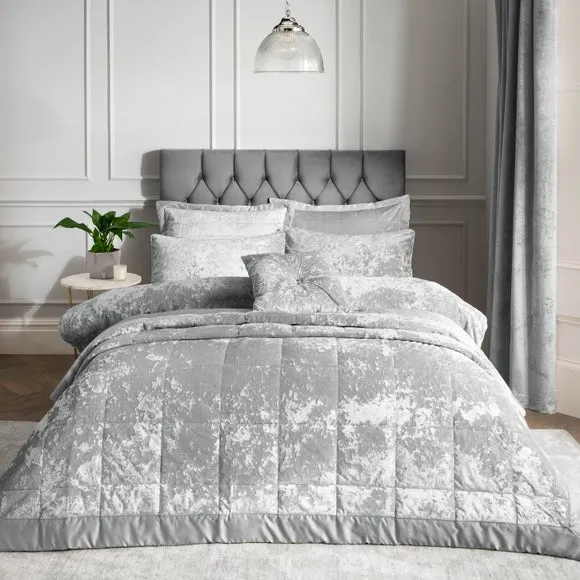 Catherine Lansfield Crushed Velvet Cushion 4