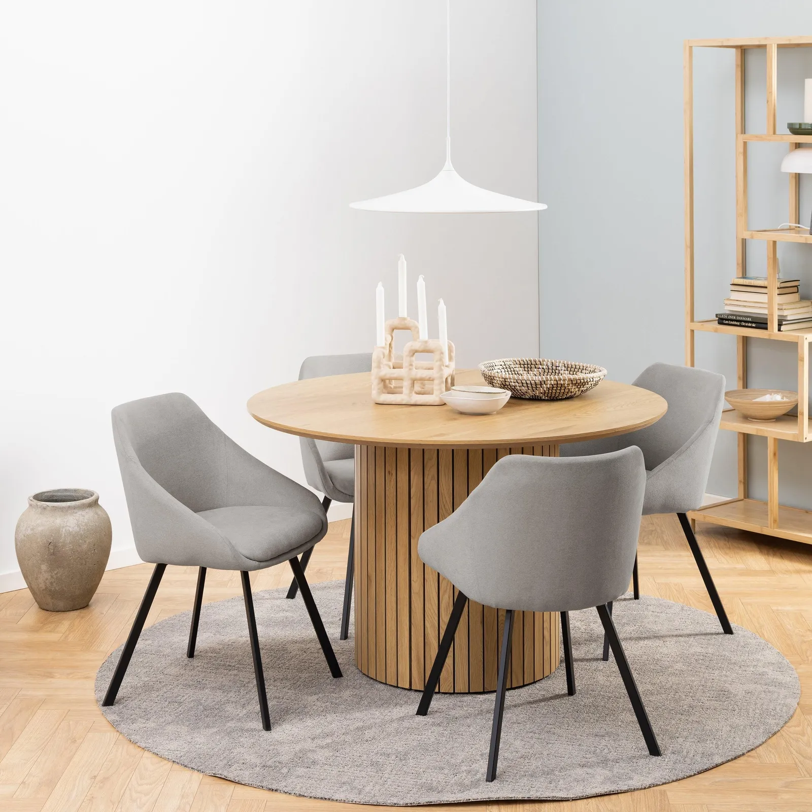 Furniture To Go Yale Dining Table in Oak in Light Oak 5
