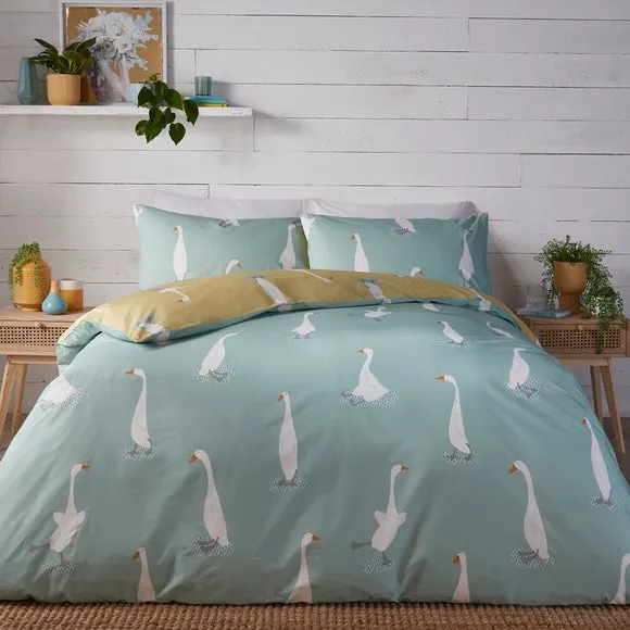 Puddles the Duck Yellow Duvet Cover and Pillowcase Set 3