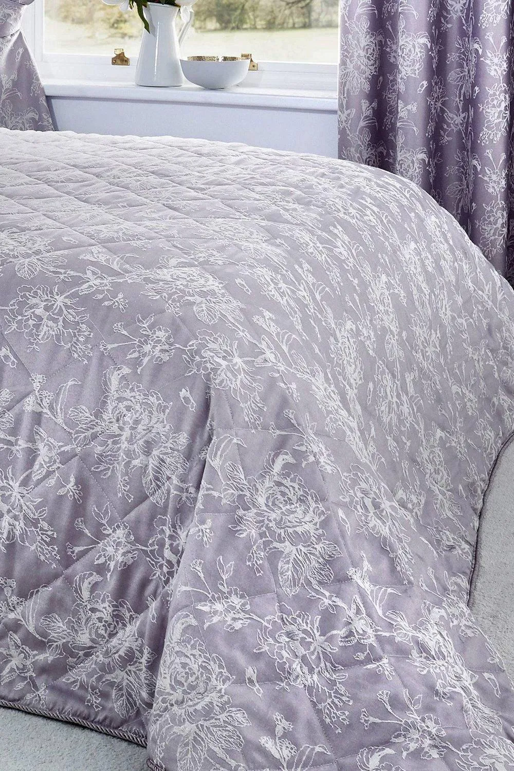 Dreams & Drapes 'Jasmine' Elegant Floral Jacquard Quilted Bedspread in Lavender 2