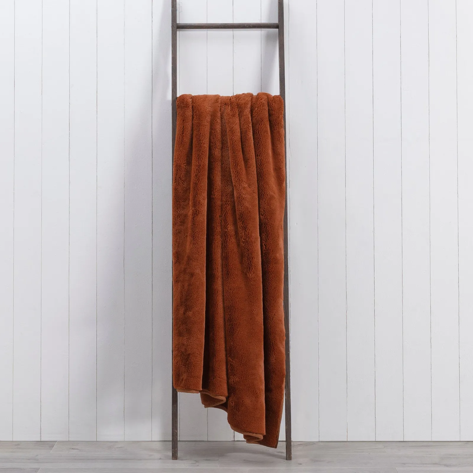 Aspen Plush Faux Fur 130cm x 180cm Throw Orange