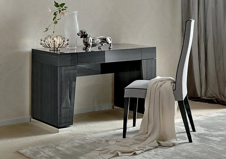 St Moritz Dressing Table