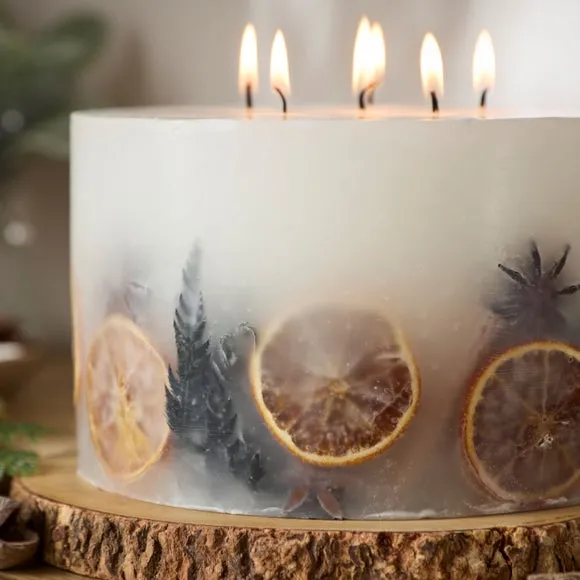 Crisp Linen & Jasmine XXL Inclusion Candle 2
