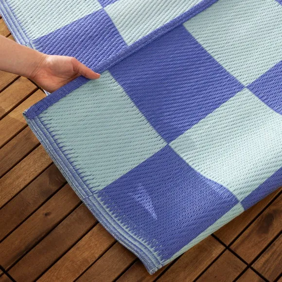 Furn. Checkerboard Indoor Outdoor Rug 2