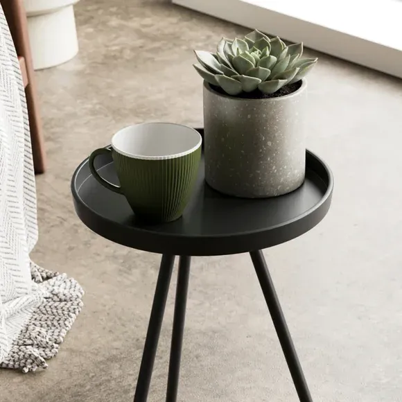 Kai Side Table 2
