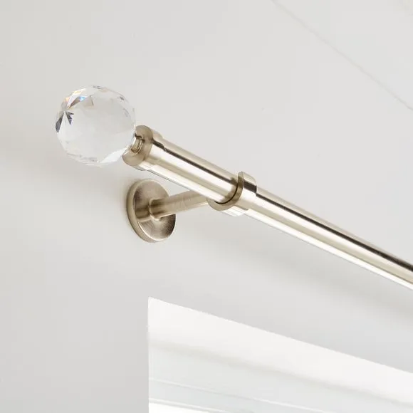 Faceted Ball Extendable Metal Eyelet Curtain Pole 1