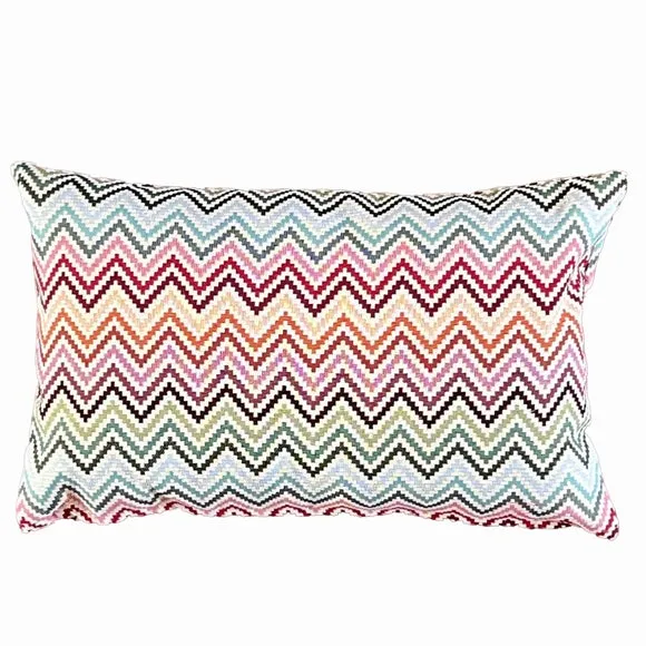 Daro Tapestry Lisbon Rectangular Cushion 2