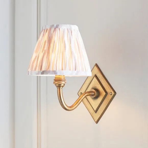 Vogue Prism Twill Curved Wall Light
