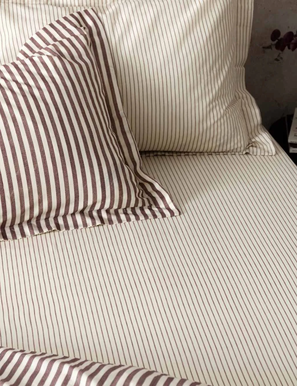 YARD Pure Cotton Hebden Striped Fitted Sheet Red