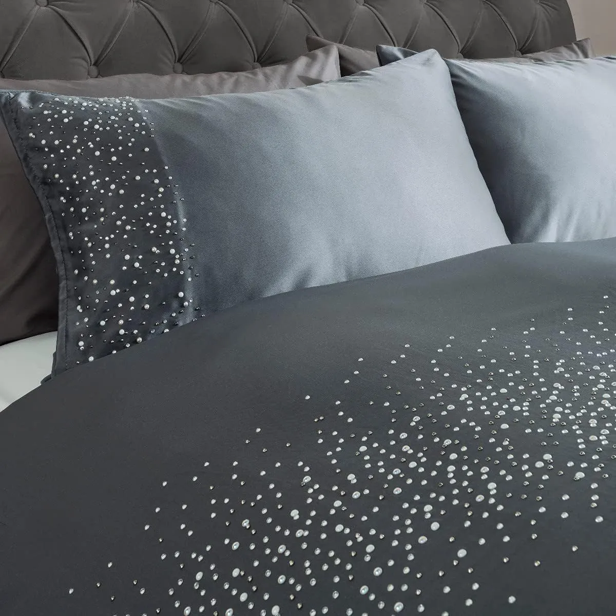Smart Living Luxury Hotel Quality Diamonte Embellished Duvet Cover with Pillowcases in Charcoal 3