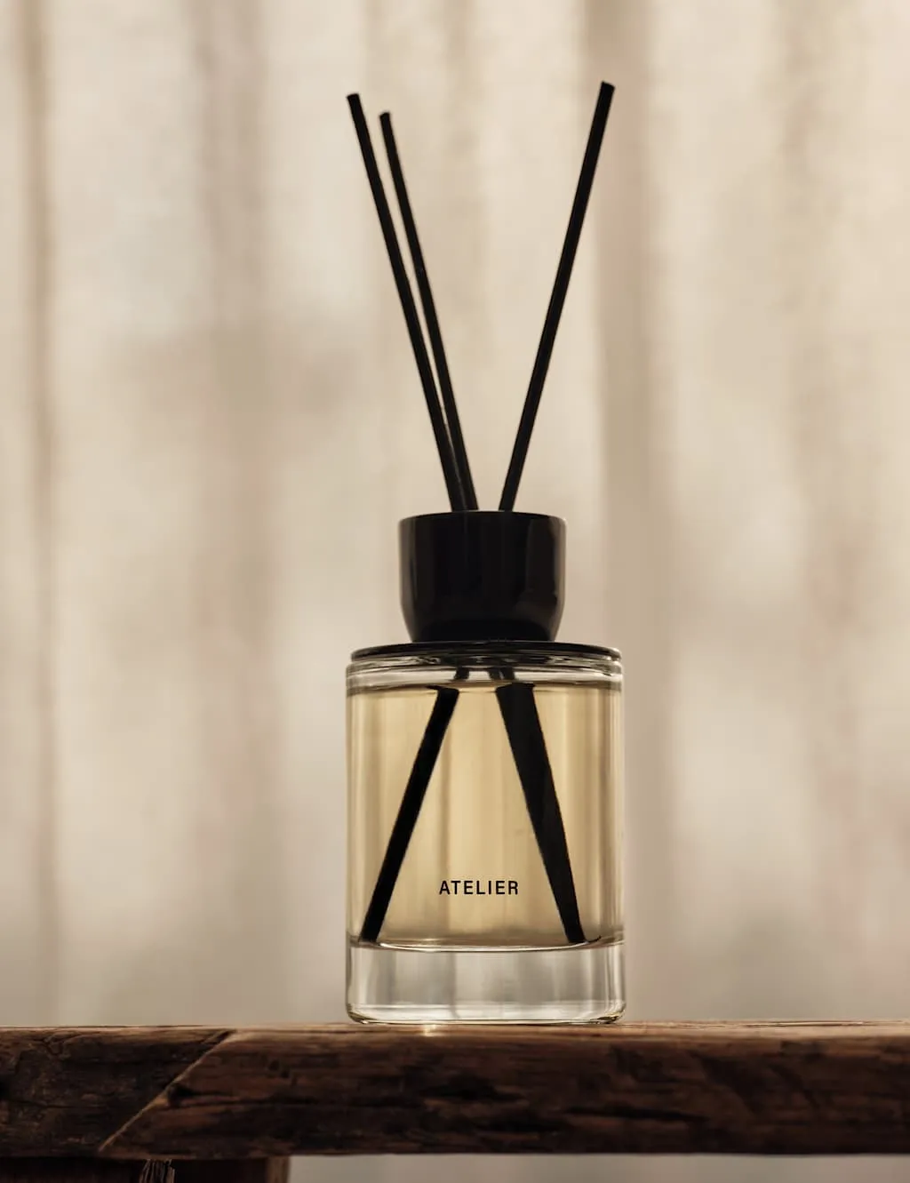 Atelier Rebel Rose 200ml Diffuser Black Mix
