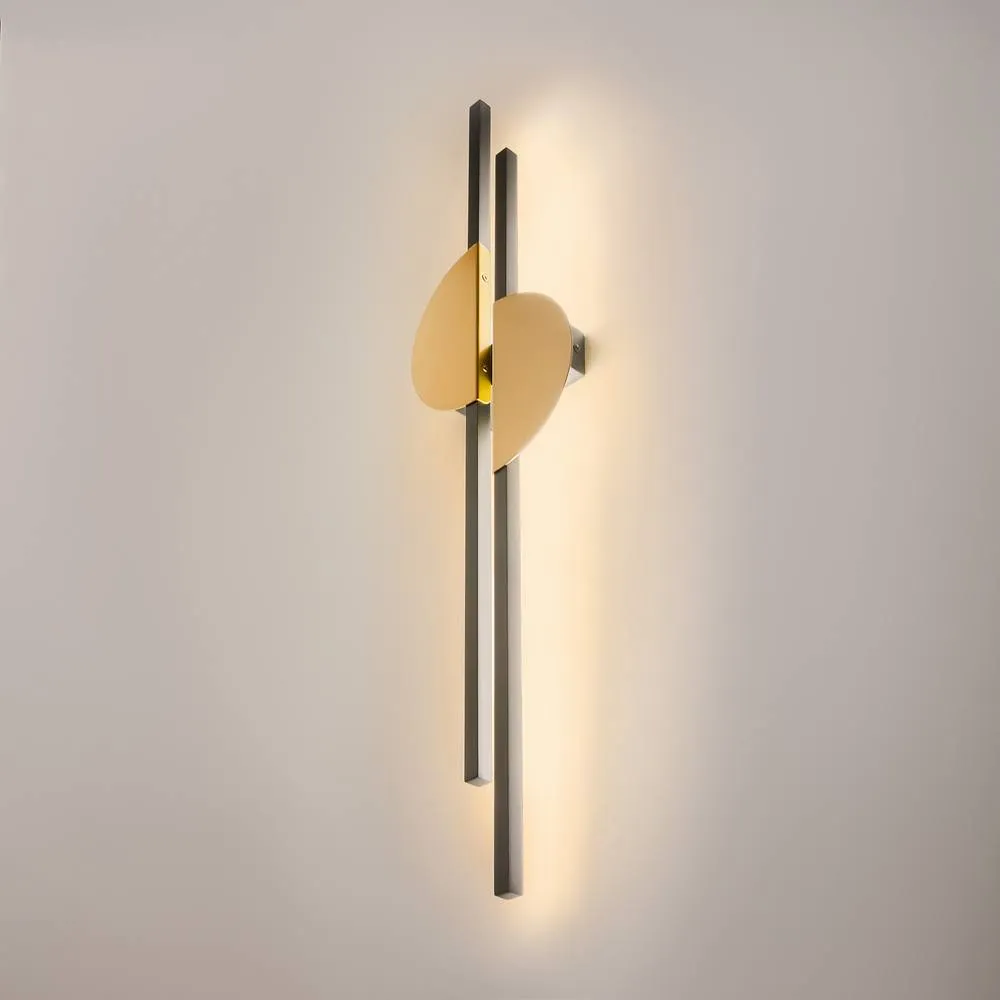 Netlighting Skyline I Modern Wall Lamp Black 4000K 700lm Brass Shade 2