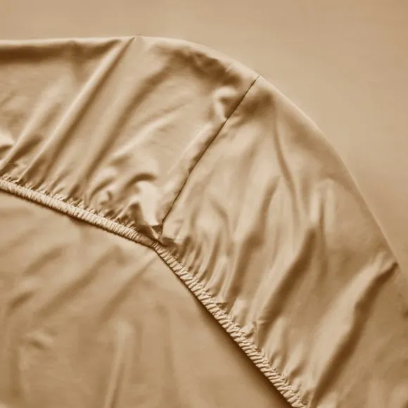 Soft & Silky Fitted Sheet 3