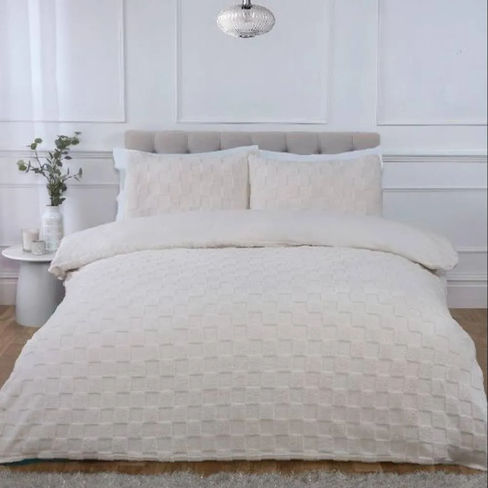 Rapport Home Luxury Check Teddy Polyester Fleece Duvet Cover Set with Pillowcase in Cream 1