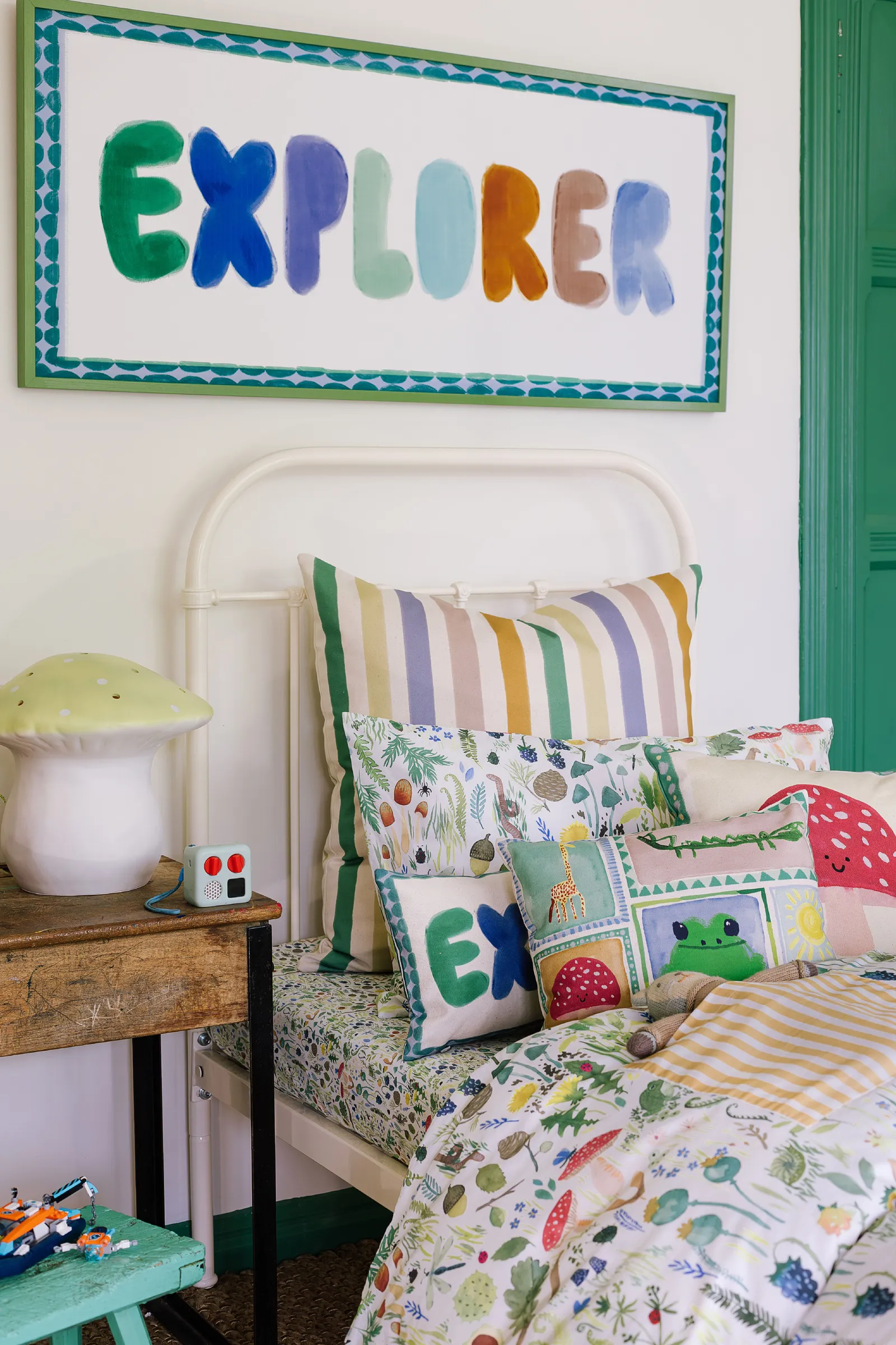 Wee Blue Bell 'Garden Explorer' Fitted Sheet in Green