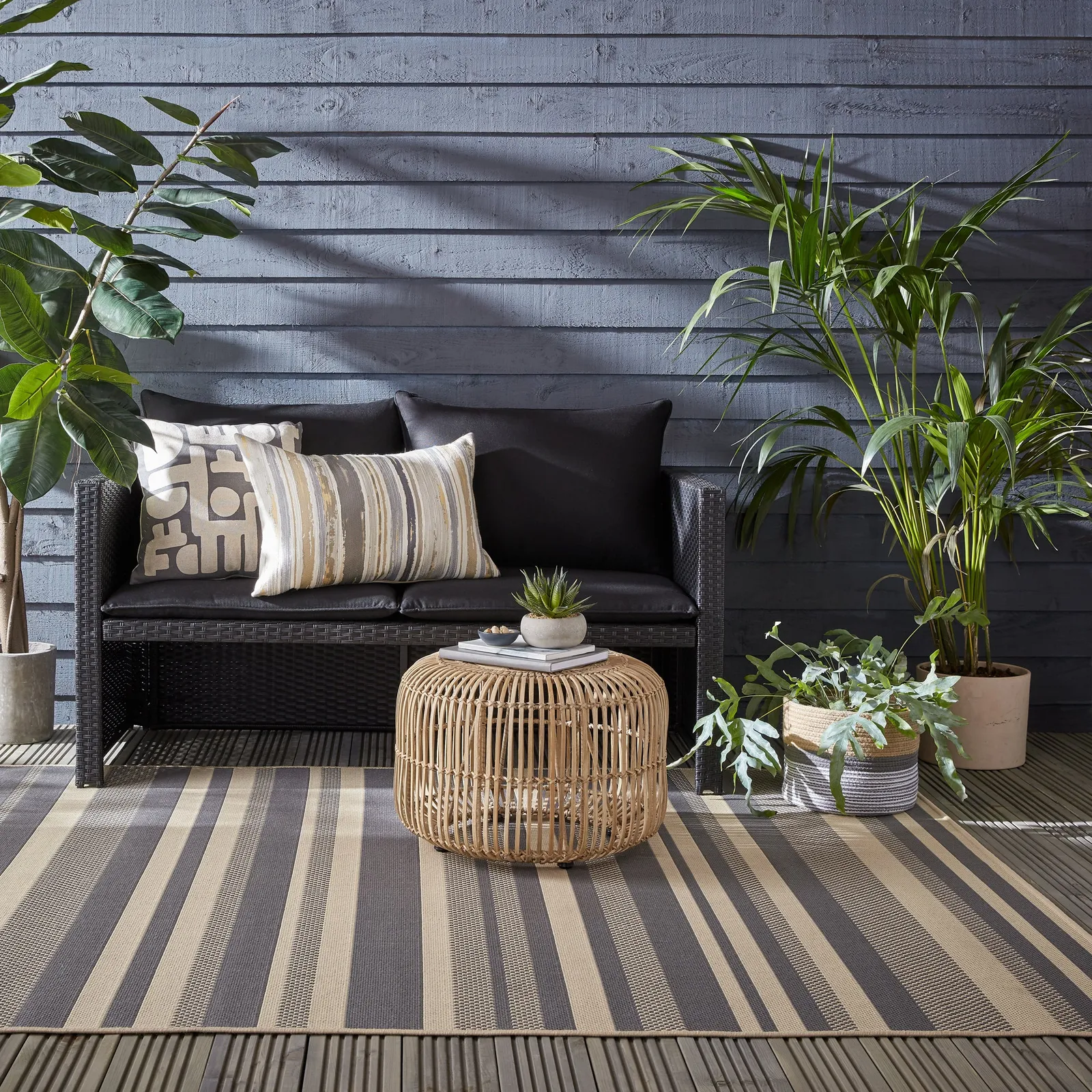 Stripe Indoor Outdoor Rug Light Grey