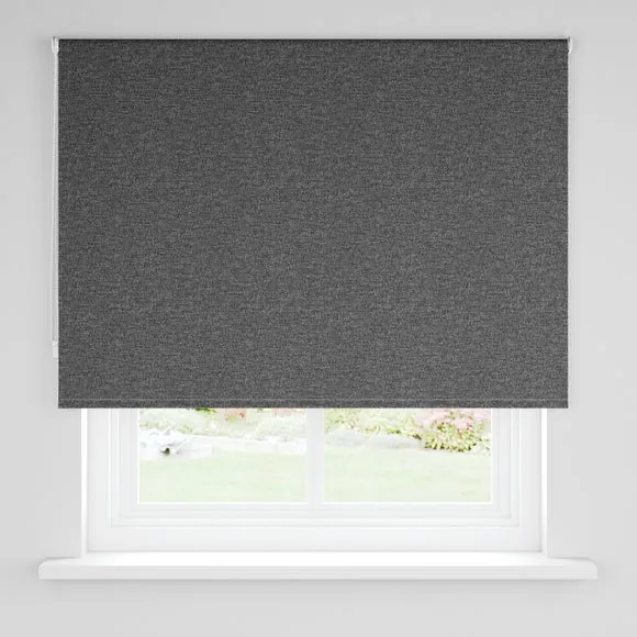 Luna Blackout Roller Blind 3