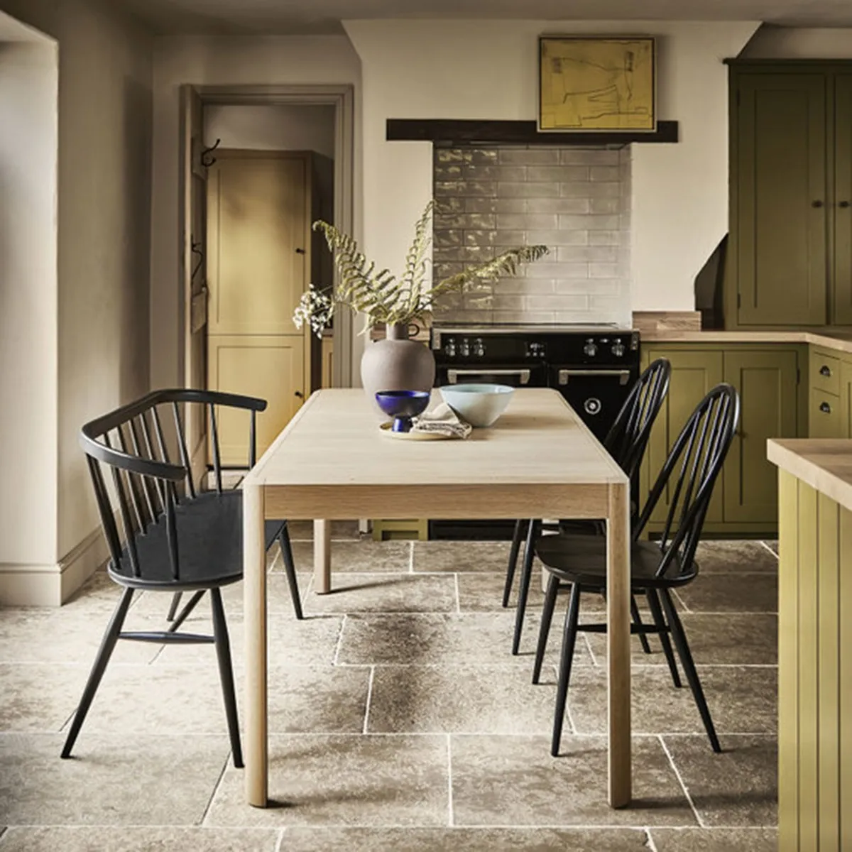 Ercol Mia Medium Extending Dining Table