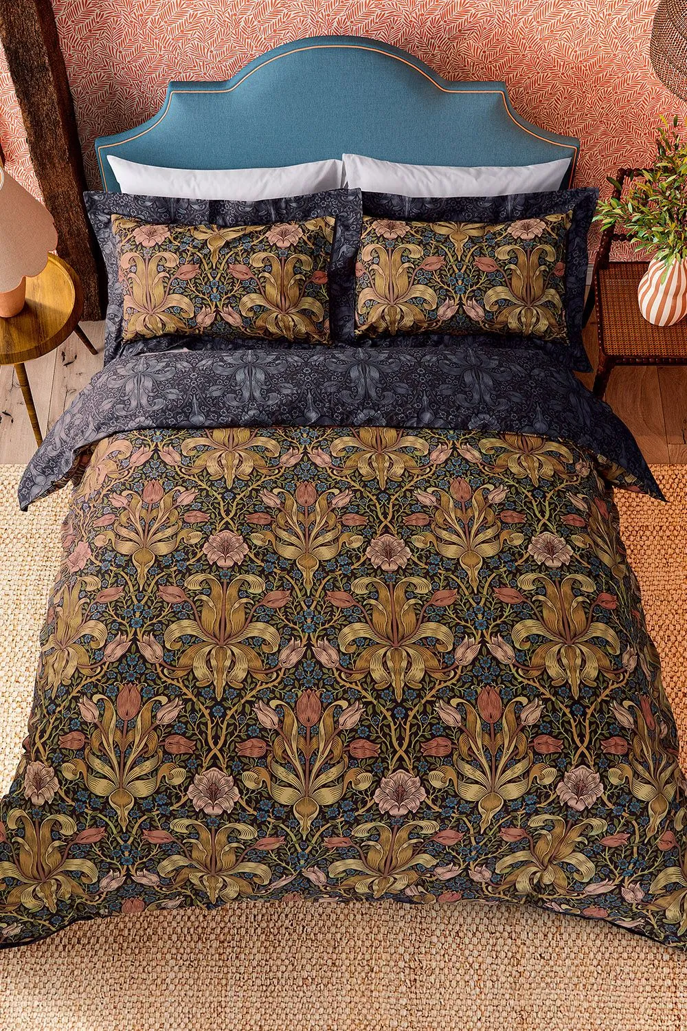 Morris & Co 'Spring Thicket' Cotton Duvet Cover Set in Dark Blue 4