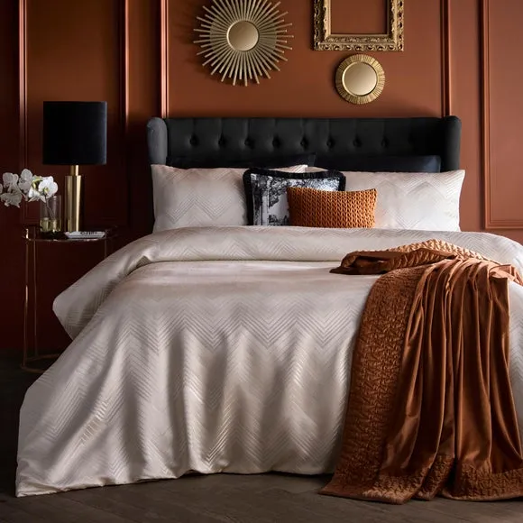 Laurence Llewelyn-Bowen Cocktail Duvet Cover & Pillowcase Set 6