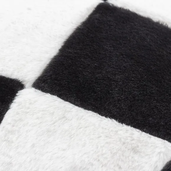 Heya Home Cozee Check Square Cushion 2