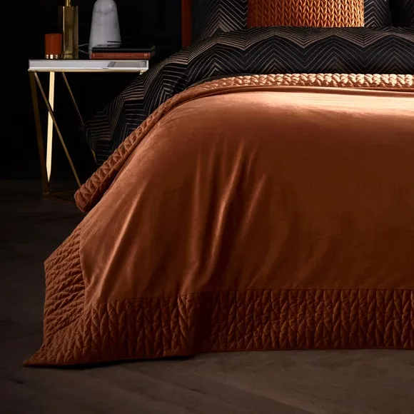 Laurence Llewelyn-Bowen Siena Bedspread 2