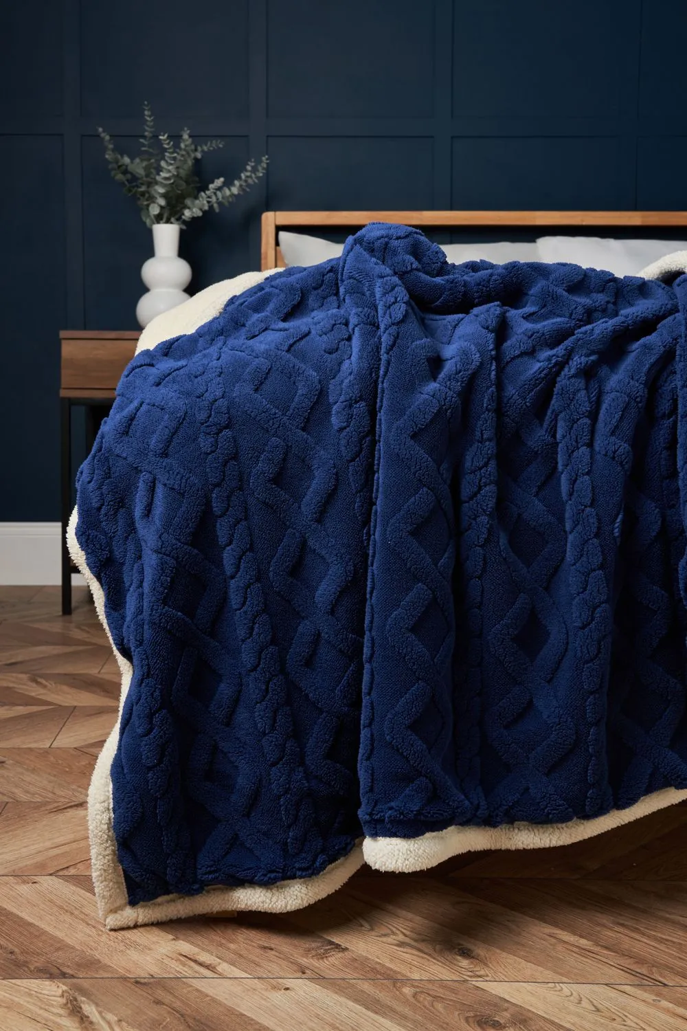 BHS Cable Knit Throw with Sherpa Backing in Navy