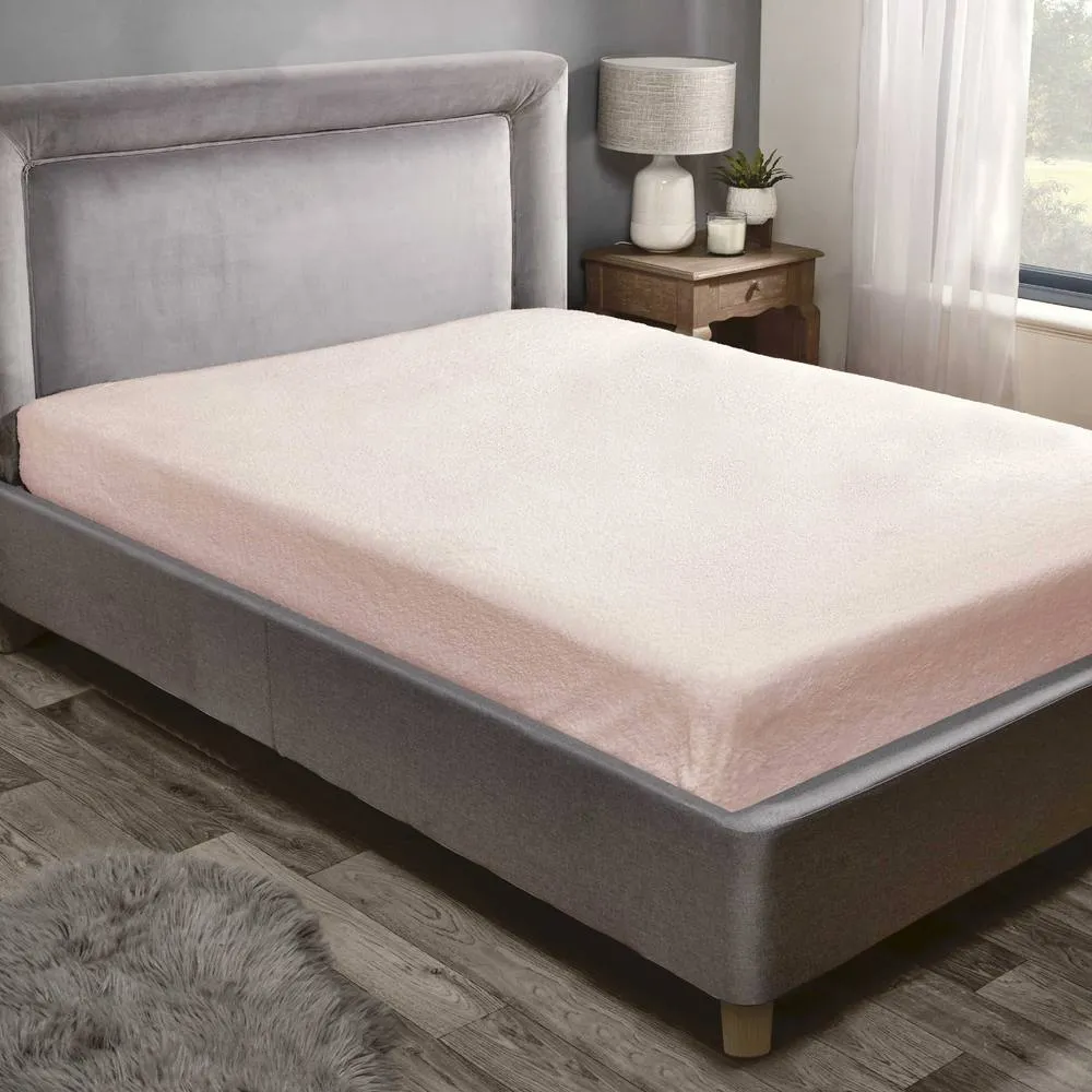 Rapport Home Teddy Fleece Plain Fitted Bed Sheets in Pink 1