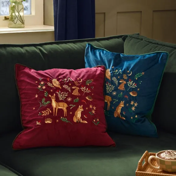 Furn. Berry Woods Square Cushion 6