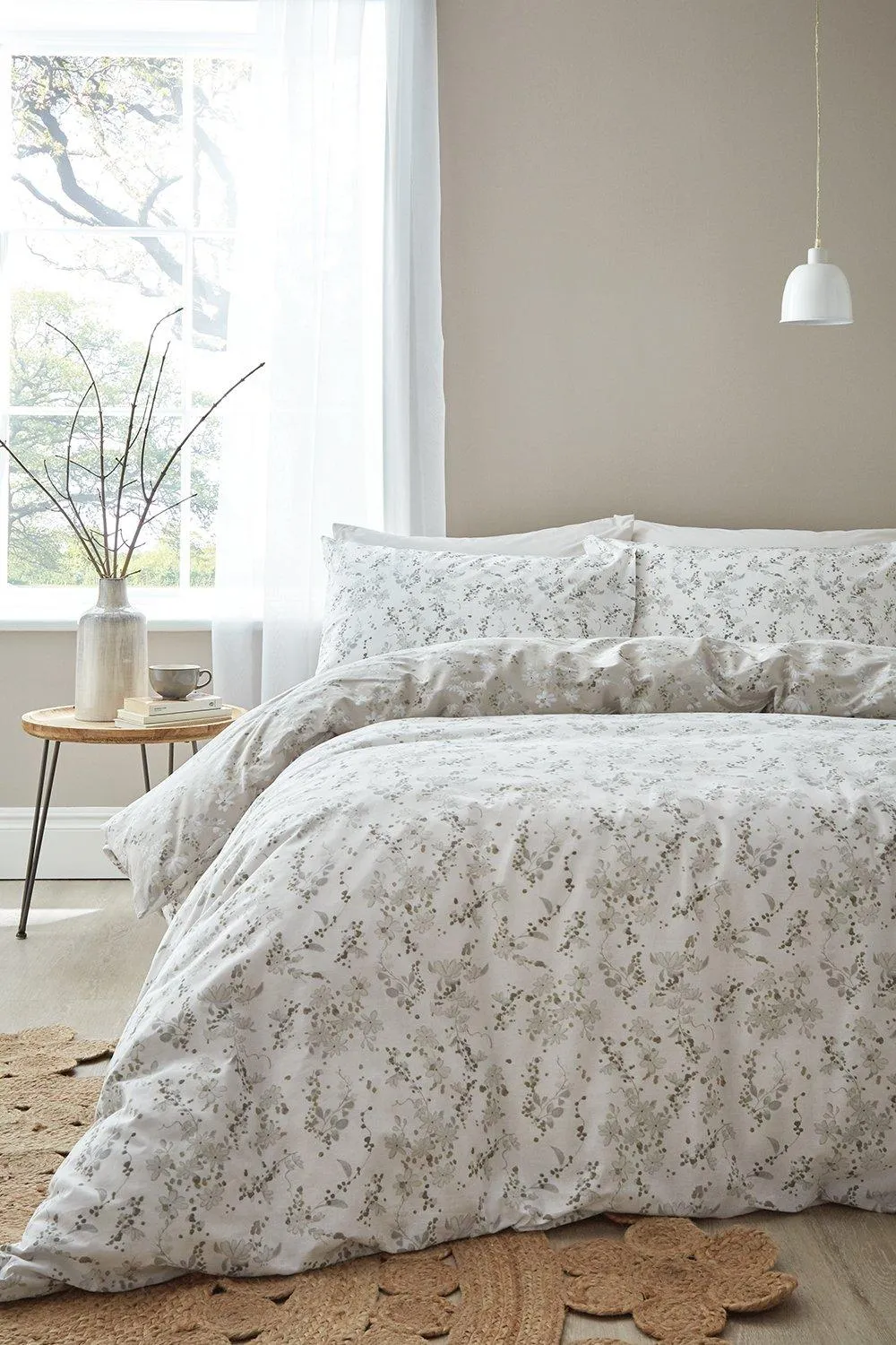Akari Double Duvet Set