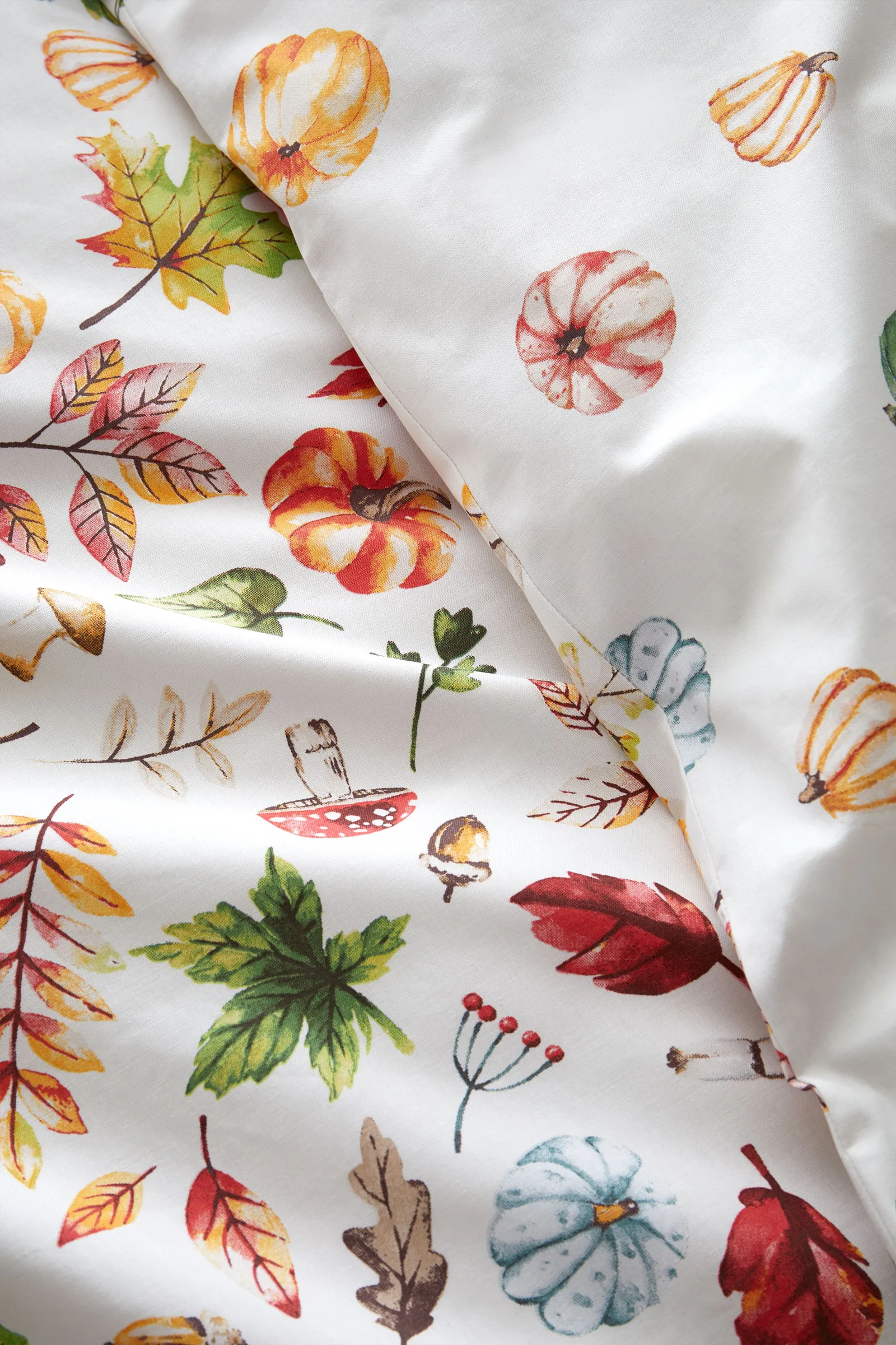 Catherine Lansfield 'Autumn Pumpkins' Reversible Duvet Cover Set in Orange 4