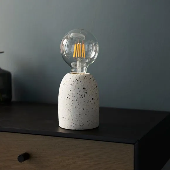 Vogue Chatom Table Lamp 2