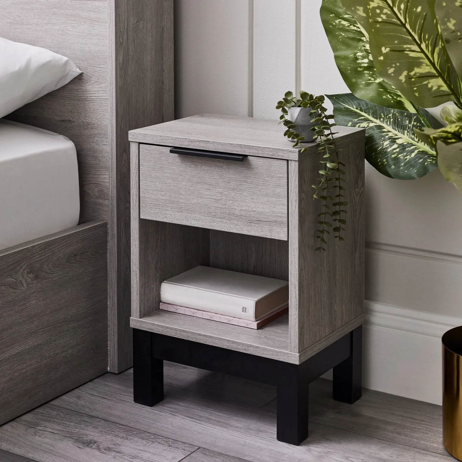 Bali – 1-Drawer Bedside Table – Grey Oak – Wooden - Happy Beds