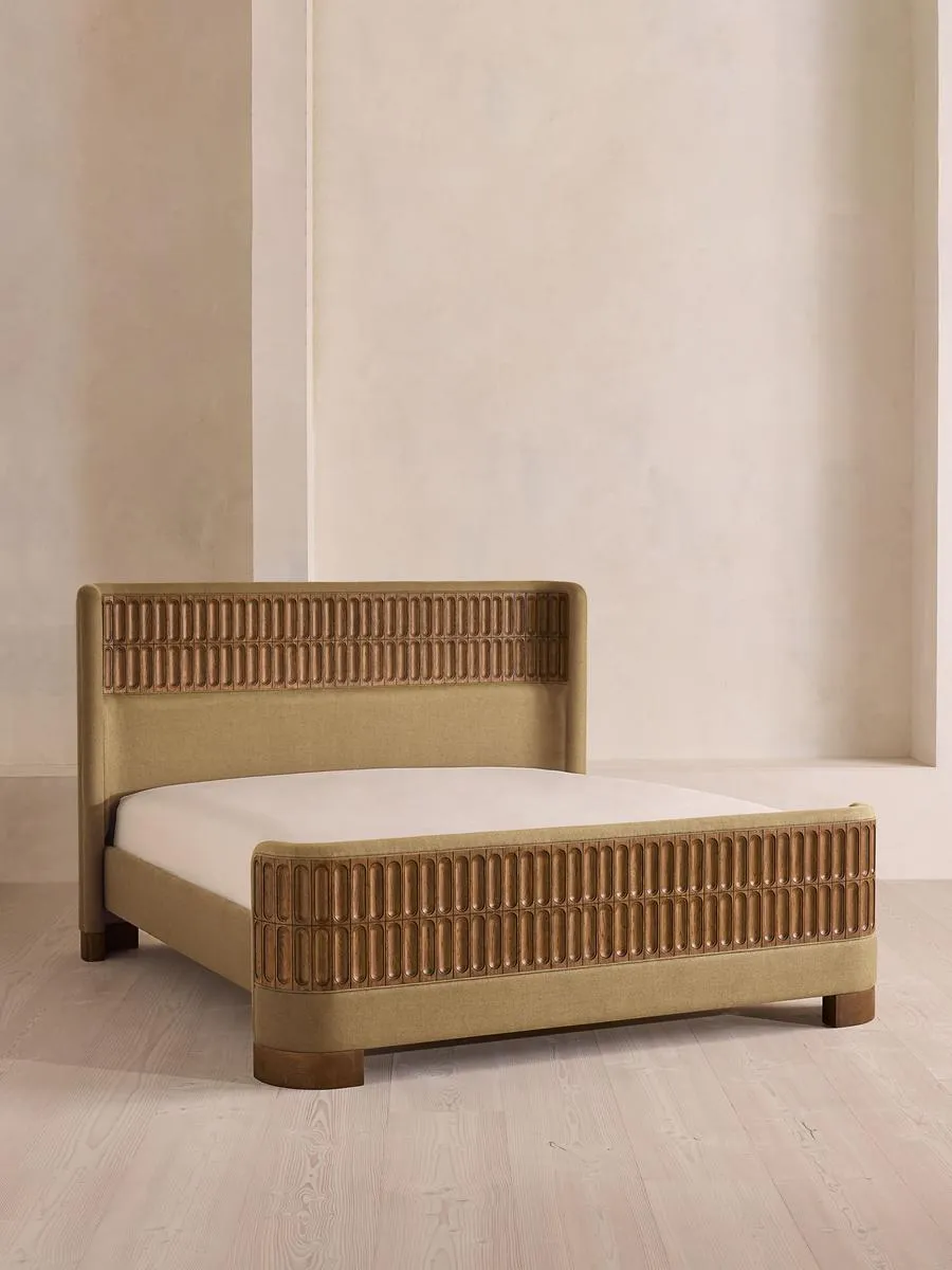 Devon Bed, King, Linen, Wheat