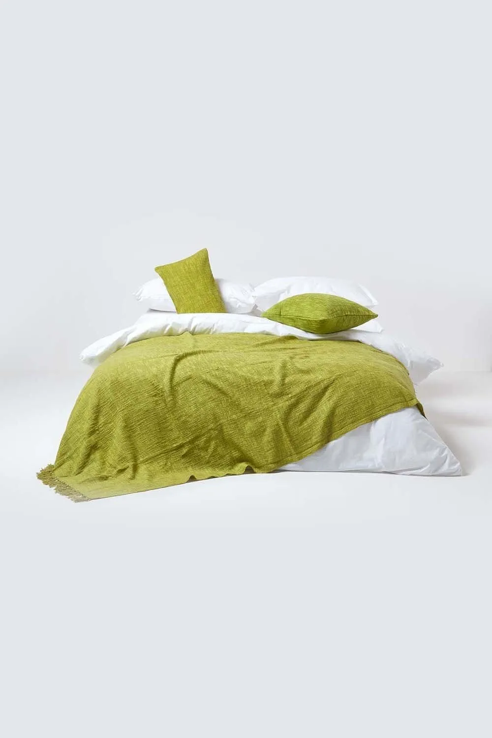 Homescapes Nirvana Cotton Cushion Cover in Green 4