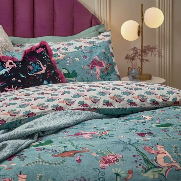Furn. Athena Reversible Duvet Cover and Pillowcase Set 2
