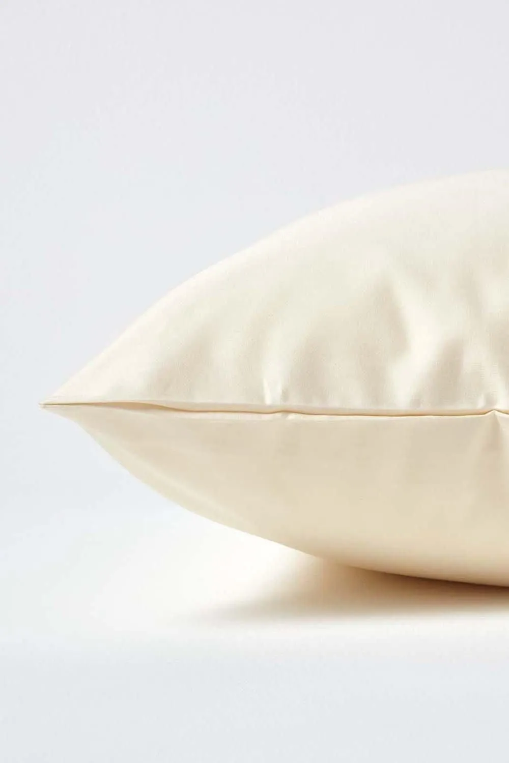 Homescapes Continental Egyptian Cotton Pillowcase 1000 TC, 80 x 80 cm in Cream 2