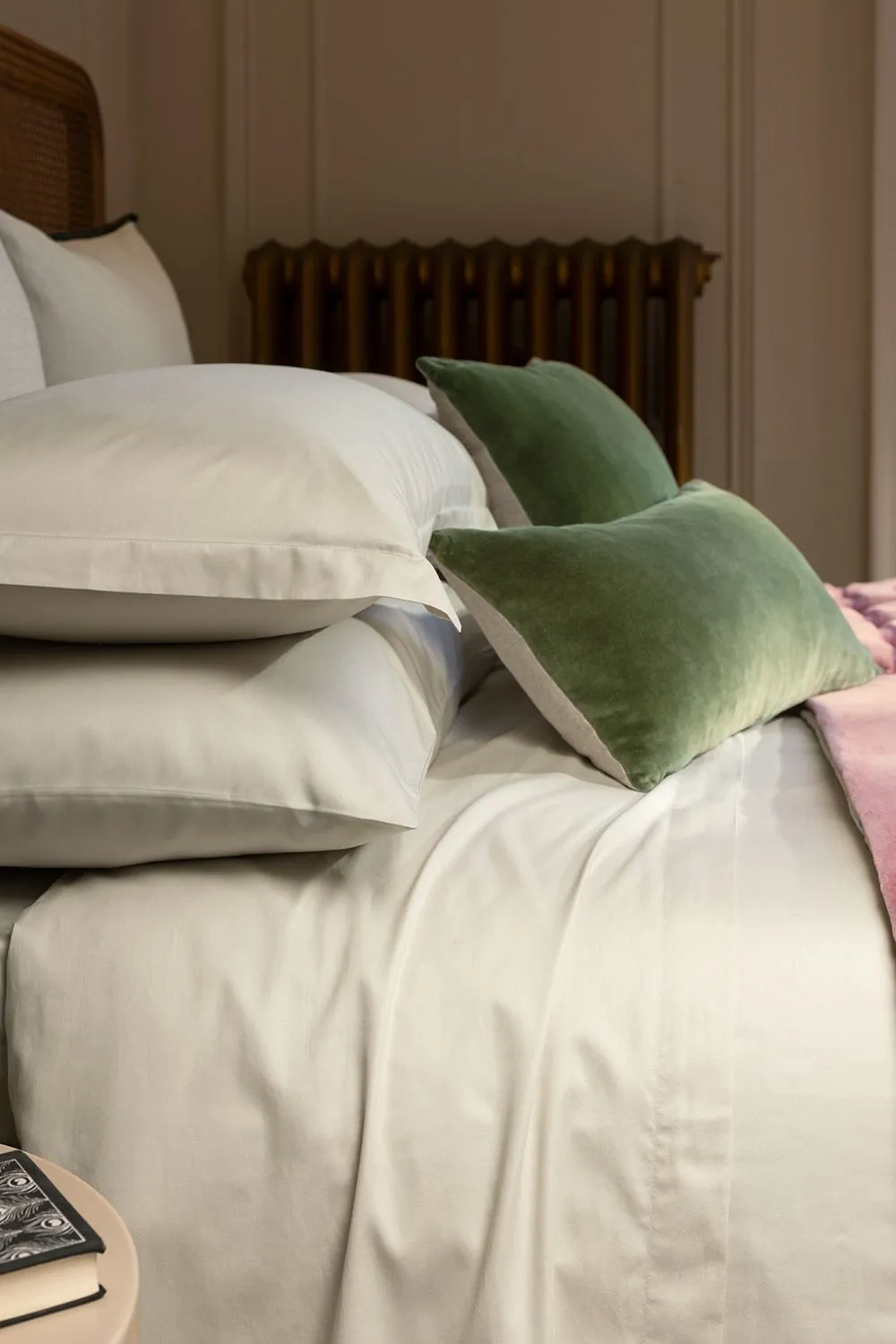 CHRISTY 400TC Luxury Cotton Sateen Plain Dye Oxford Pillowcases Pair in Cream 2