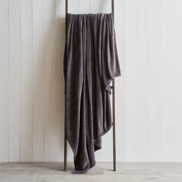 Seriously Soft 220cm x 220cm Throw Blanket 1