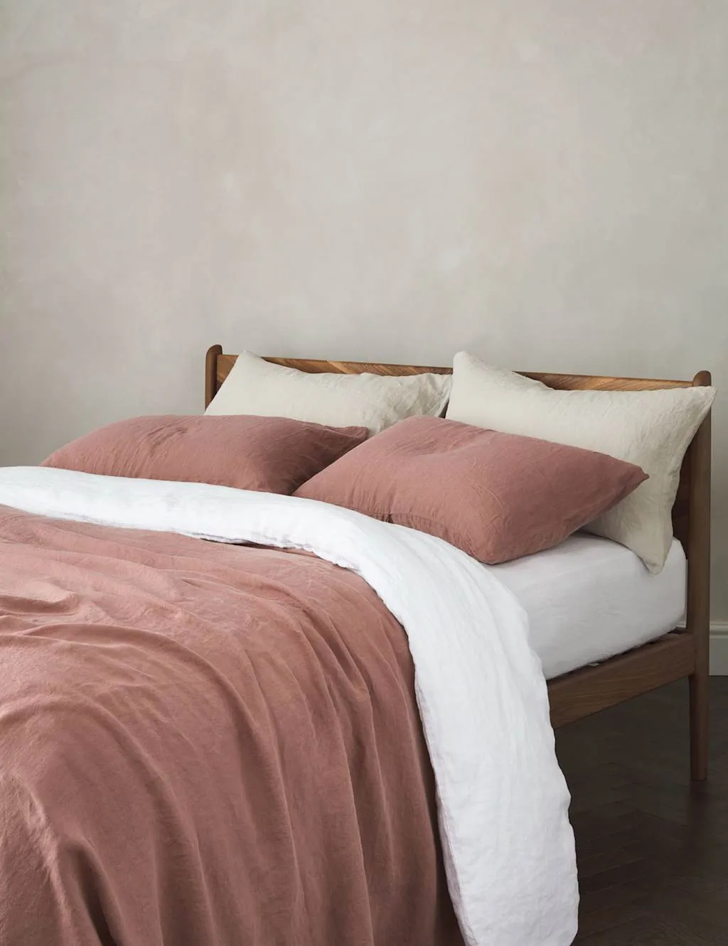 Bedfolk Pure Linen Relaxed Duvet Cover Medium Red