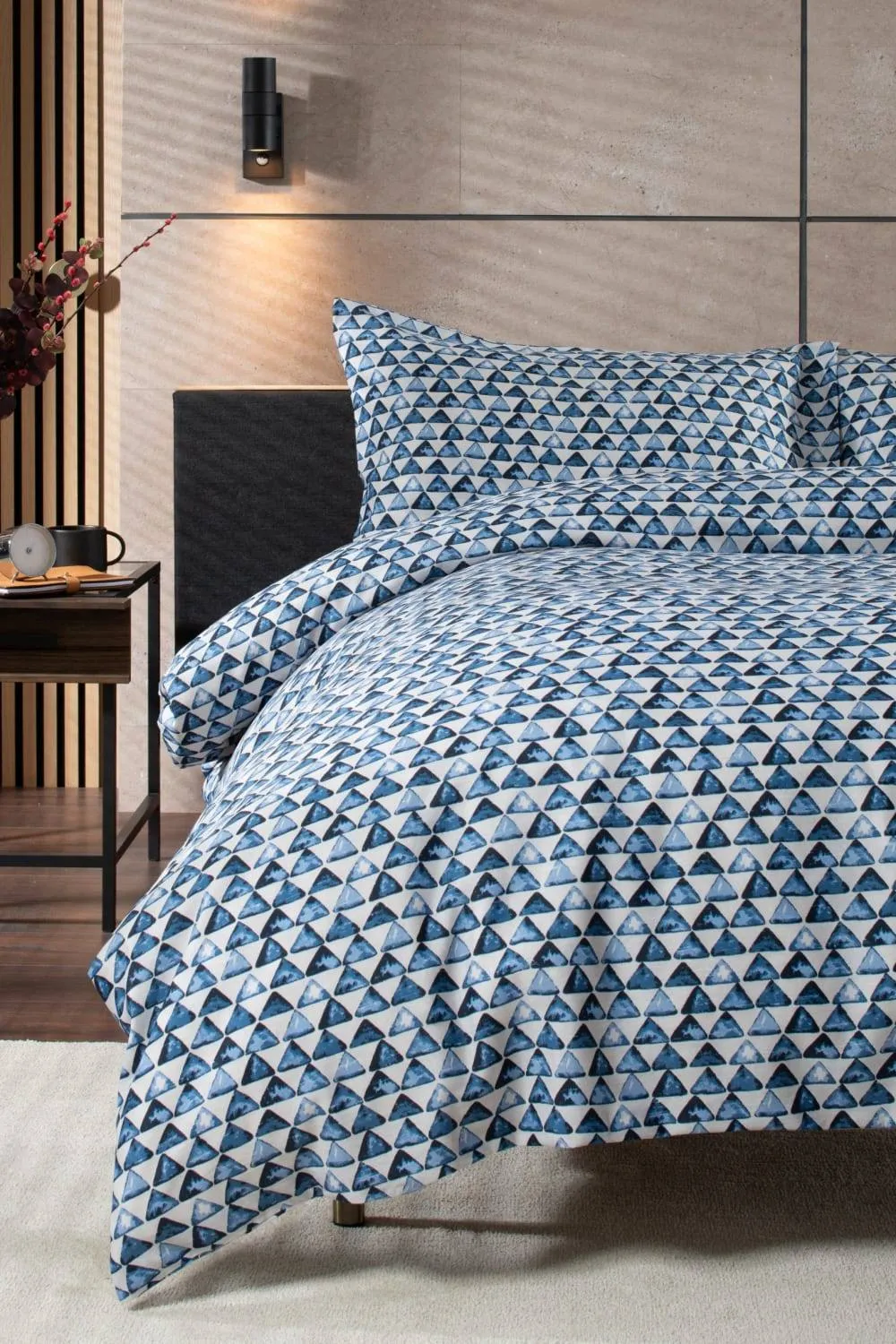 Deyongs Studio Triangles Cotton Printed Duvet Set in Blue