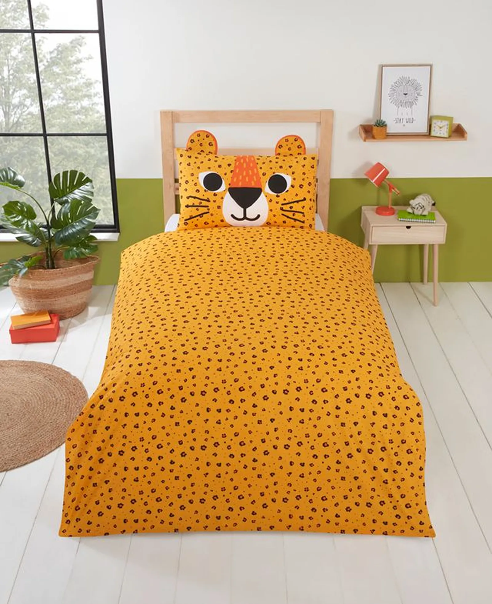 Rapport Home Wild Cats Polycotton Duvet Cover Set With Pillowcase in Orange 2