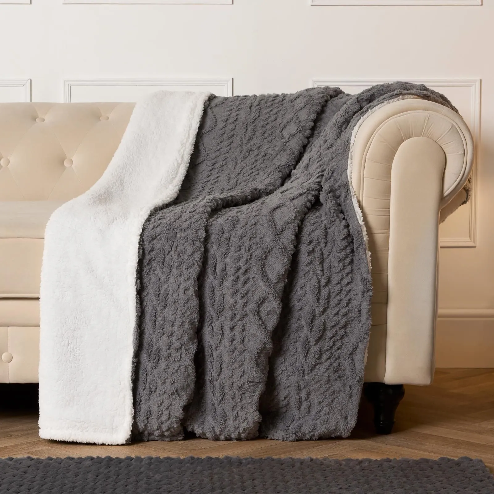 OHS Cable Knit Blanket Sherpa Fleece Sofa Plush Supersoft Warm Throw Over Bed Chair in Light Grey