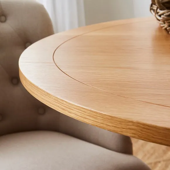 Xavi 4 Seater Round Dining Table, Oak 3