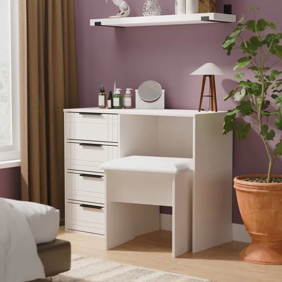 Darlton 4 Drawer Desk 1