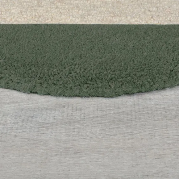 Bonnie Scallop Border Wool Round Rug 4