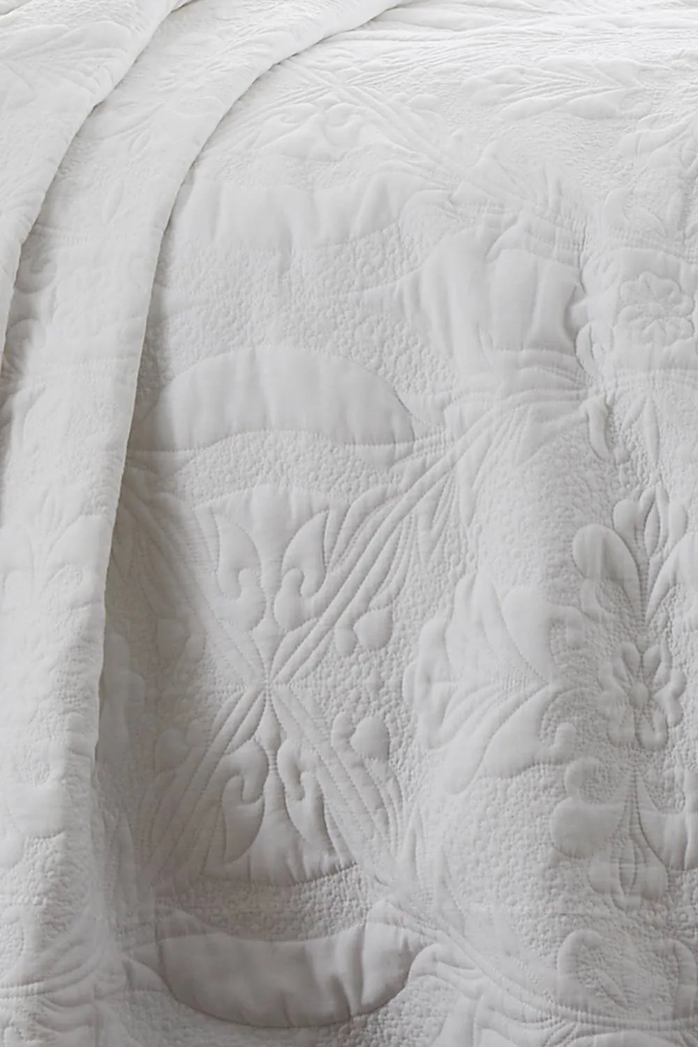 Bianca Marianne Matelasse Bedspread in White 2